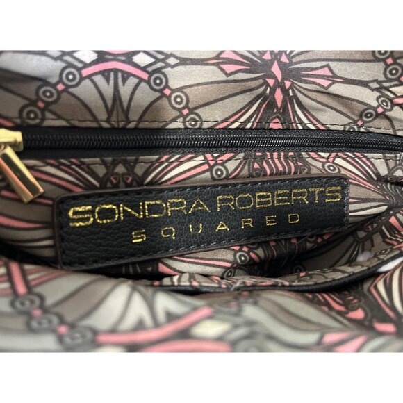Sondra Roberts Squared Black Leather Crossbody Bag - Picture 4 of 6